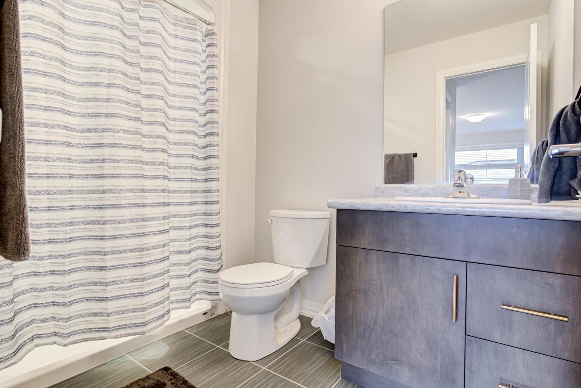 Luxury Living Niagara Falls - 4 Bed House Eksteriør billede