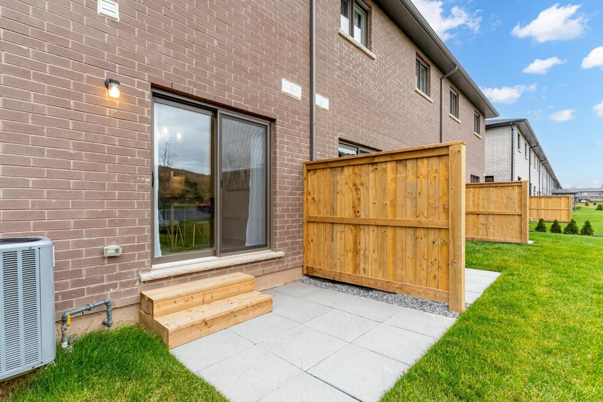 Luxury Living Niagara Falls - 4 Bed House Eksteriør billede